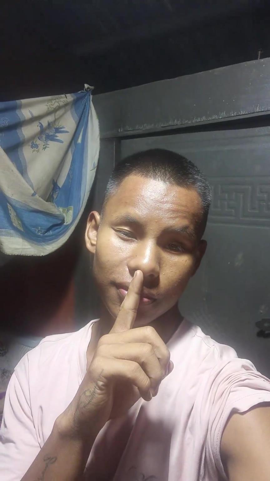 卧槽国产拉什福德！这不得买个巴萨球衣闭眼单手指太阳穴开直播