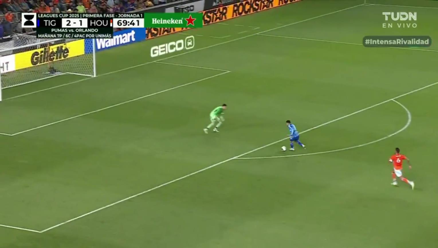 思路清晰！联盟杯老虎大学vs休斯敦迪那摩，科雷亚打入超秀进球