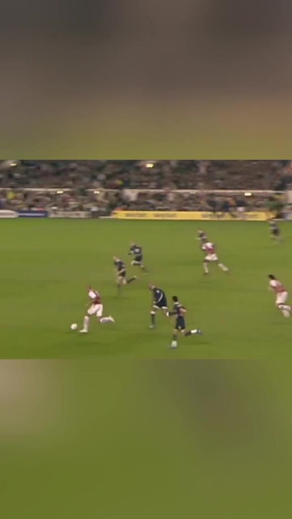 皮雷：我这脚传球，可以说是这粒进球的点睛之笔了吧！