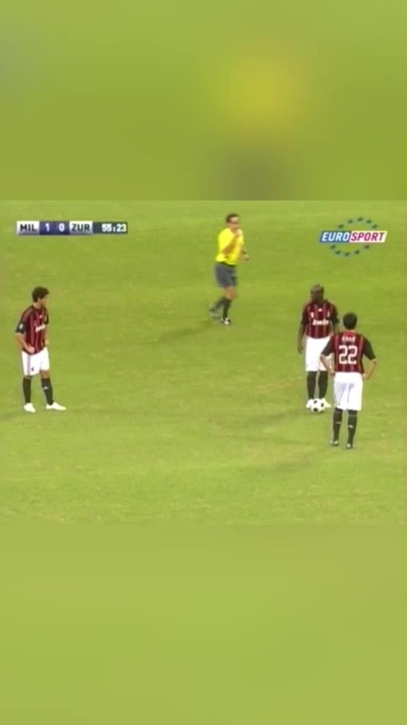 西多夫做球卡卡架炮！当年金童帕托这待遇也是没谁了！