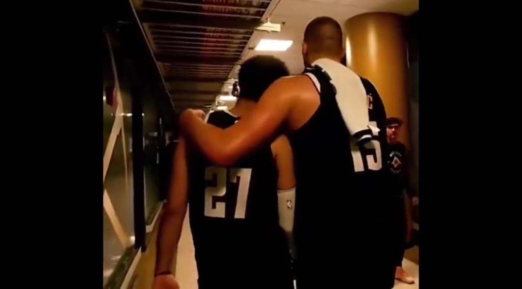 马上超过十年的搭档了！约基奇和穆雷之间纯粹的友谊！