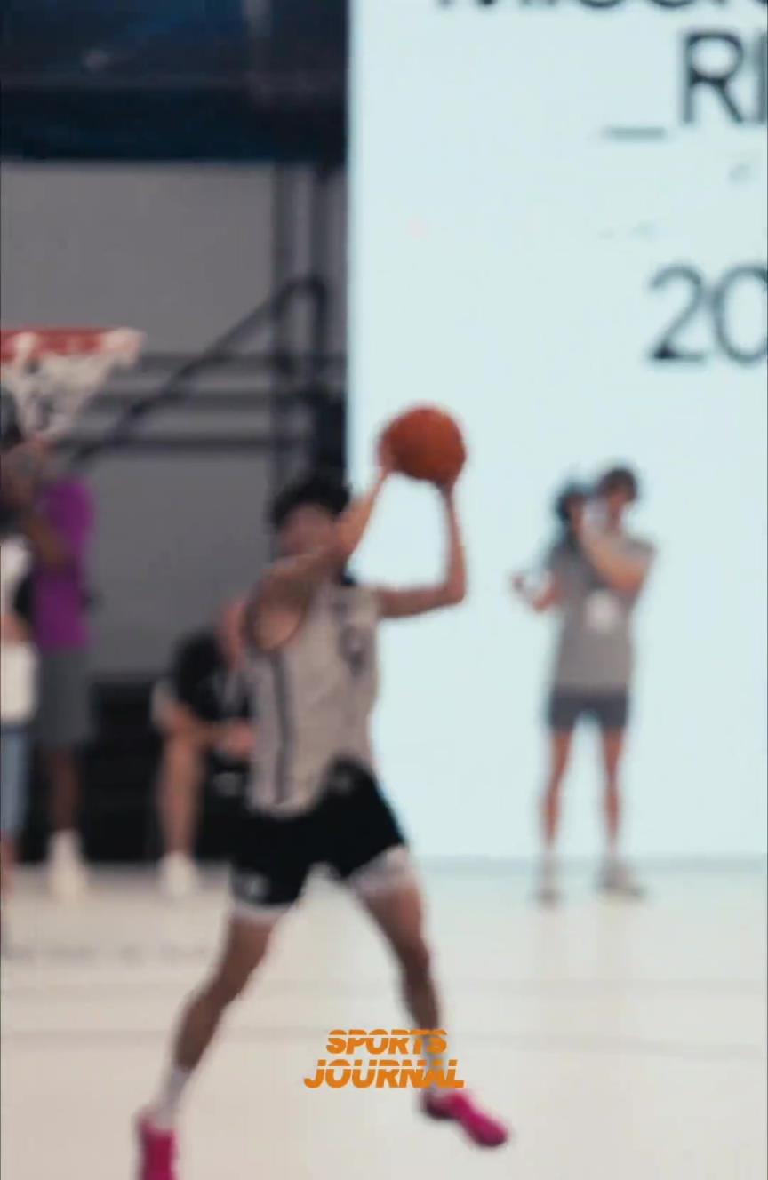 让我们来一起欣赏莫兰特极具艺术的打法。