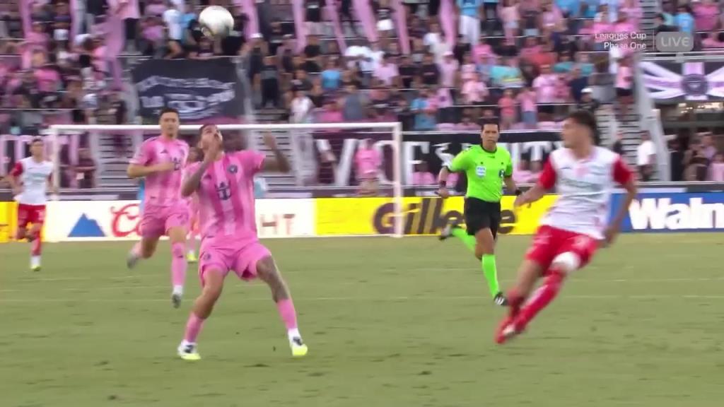 迈阿密1-0领先！德保罗头球摆度助攻！特拉斯科远射破门！