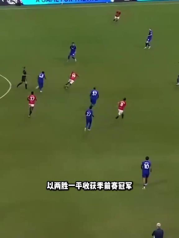 脂包肌？“詹皇”姆贝莫小肚微隆啊，网友：有阿扎尔的味儿了