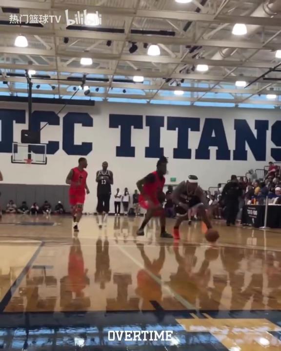 永远不会放弃！小托马斯依然在通过比赛保持状态！