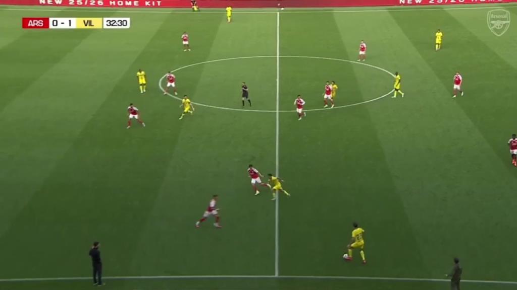 枪手两球落后！黄潜两连击艾永后点补射破门！