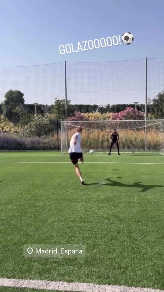 足篮一家亲？猛龙全队去了马德里练足球，玩得很嗨