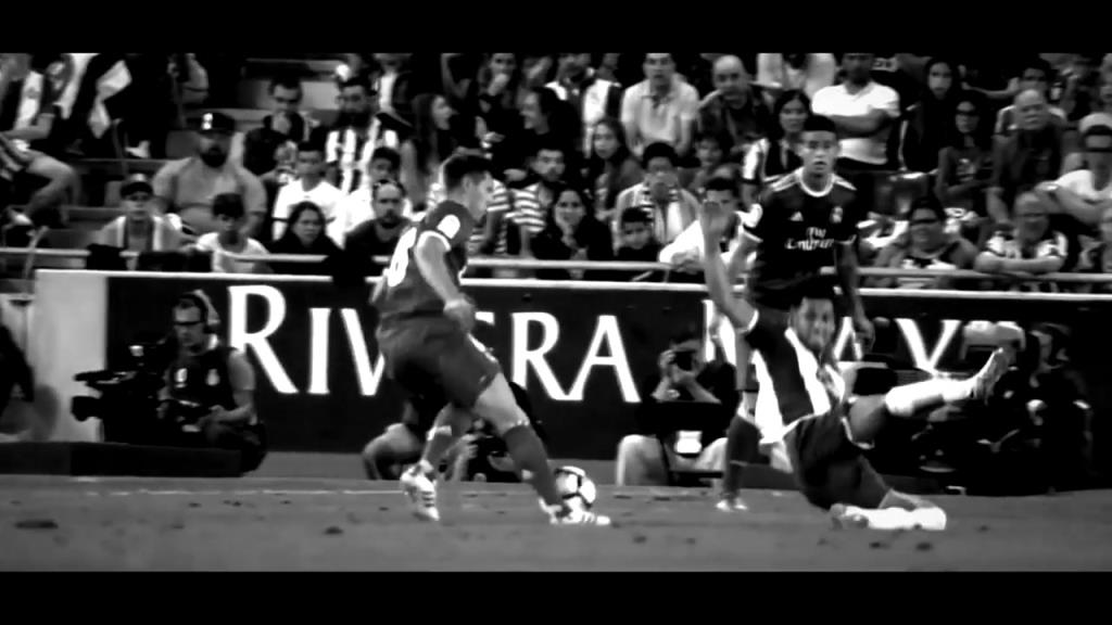 迷人的节奏！托尼克罗斯教科书般的中场摆脱技巧！