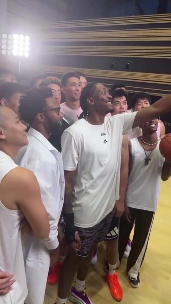 练几个左手！杰威中国行混剪！