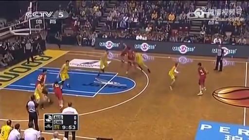 对比王俊杰如何？14年周琦在中国男篮首秀，实在太惊艳了！