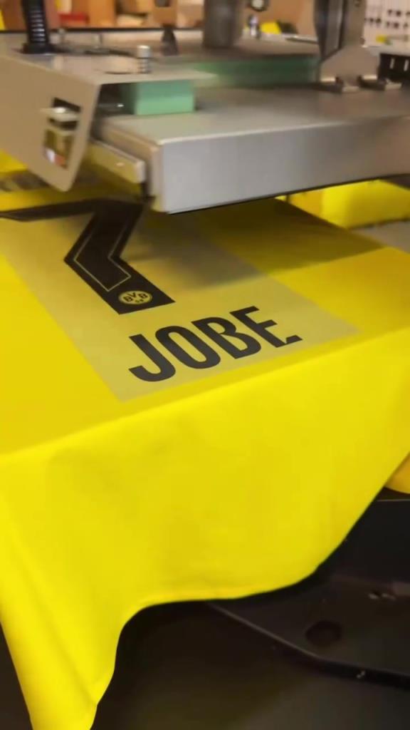 能达到哥哥的高度吗？乔布贝林厄姆新赛季将身披黄黑七号！