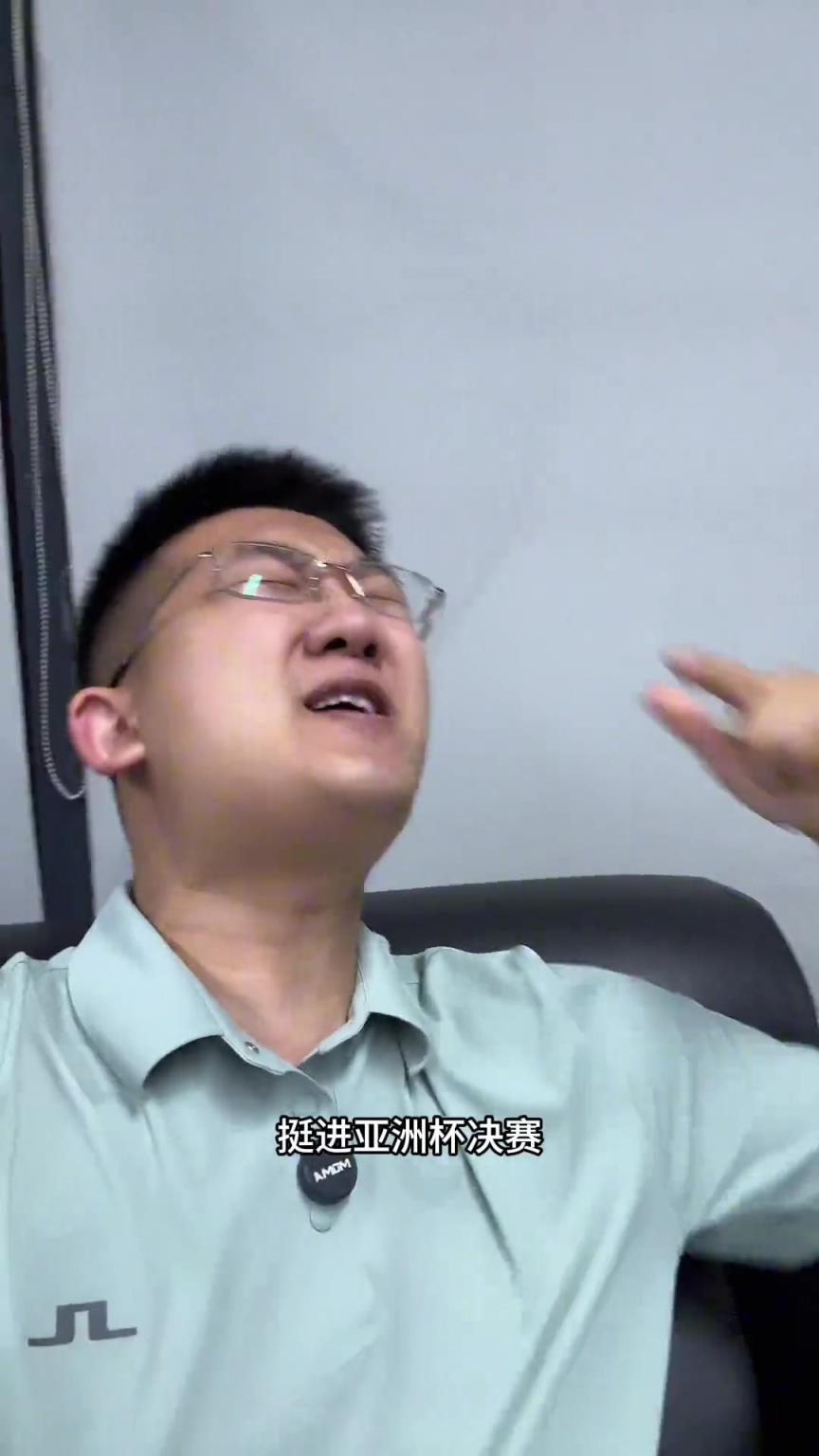 解说老郑：太久时间没看到这么爽的一场中国男篮的比赛了