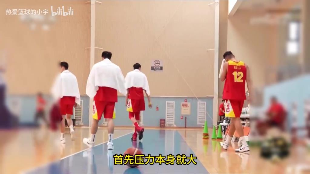 郭士强此前回应质疑：背负骂名我也不怕！只想为中国男篮做贡献！