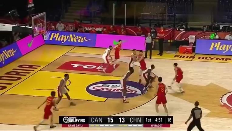 今天小胡表现犹如天神下凡！胡明轩曾在奥运落选赛vs加拿大砍24分