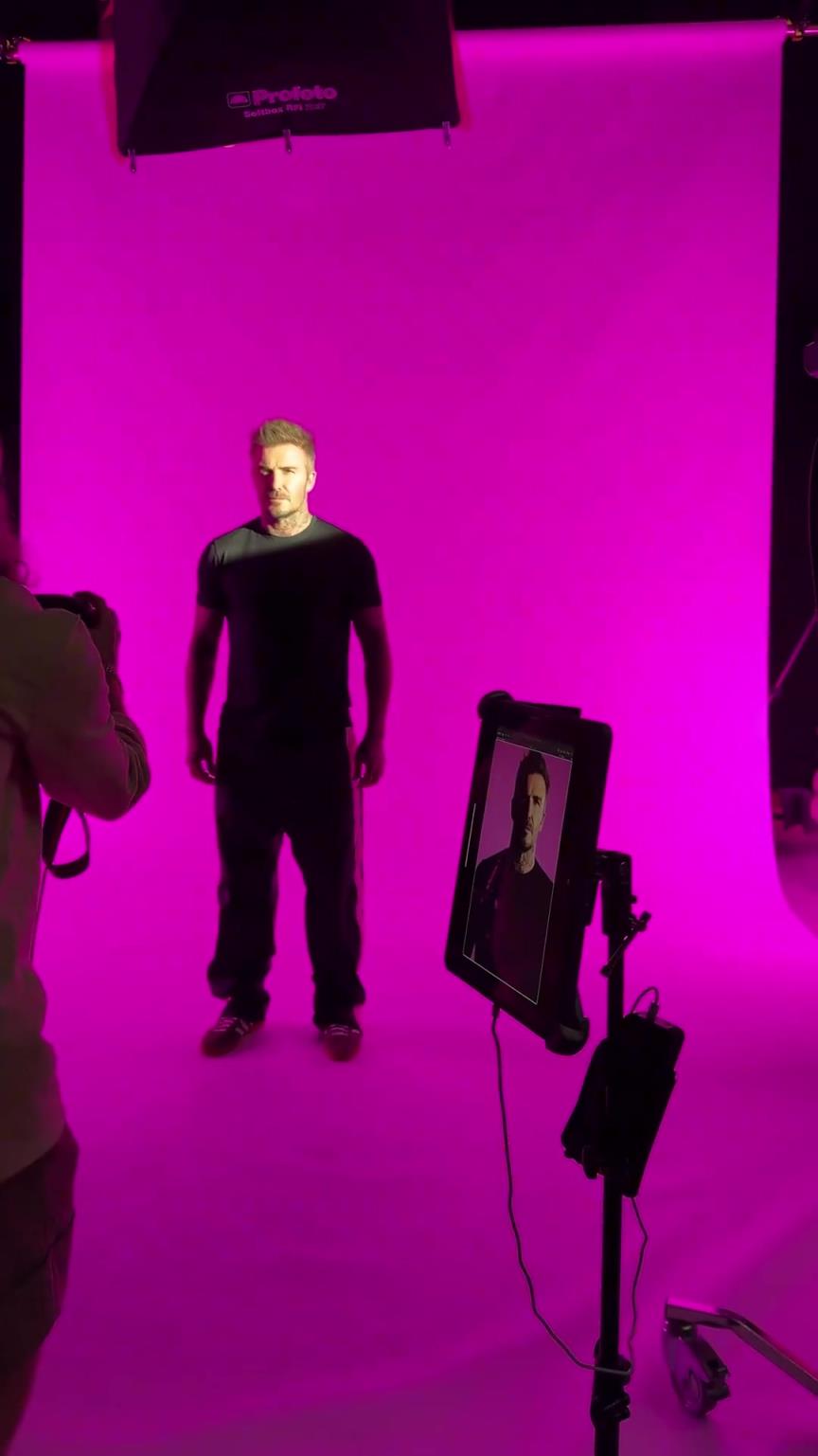 就喜欢骚粉！贝克汉姆：⚽️ 粉色，为什么不呢？！