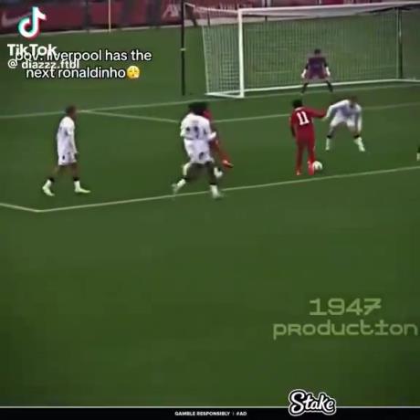 看爽了！绝杀纽卡的利物浦新星恩古莫哈技巧集锦！过人如麻啊！