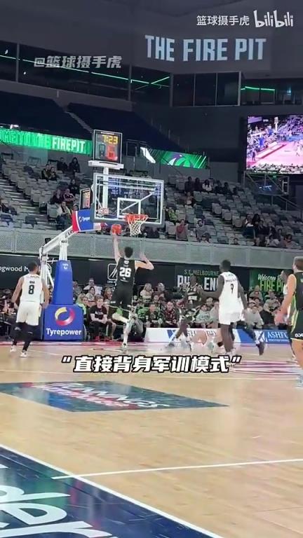 太强了！澳洲巅峰版本周琦随便乱杀，如果亚洲杯有他的话...