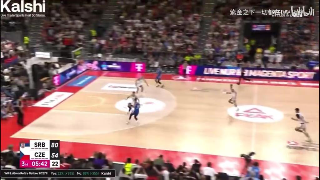 在他手里篮球被玩出花了！约老师此前热身赛的“天外飞仙”！