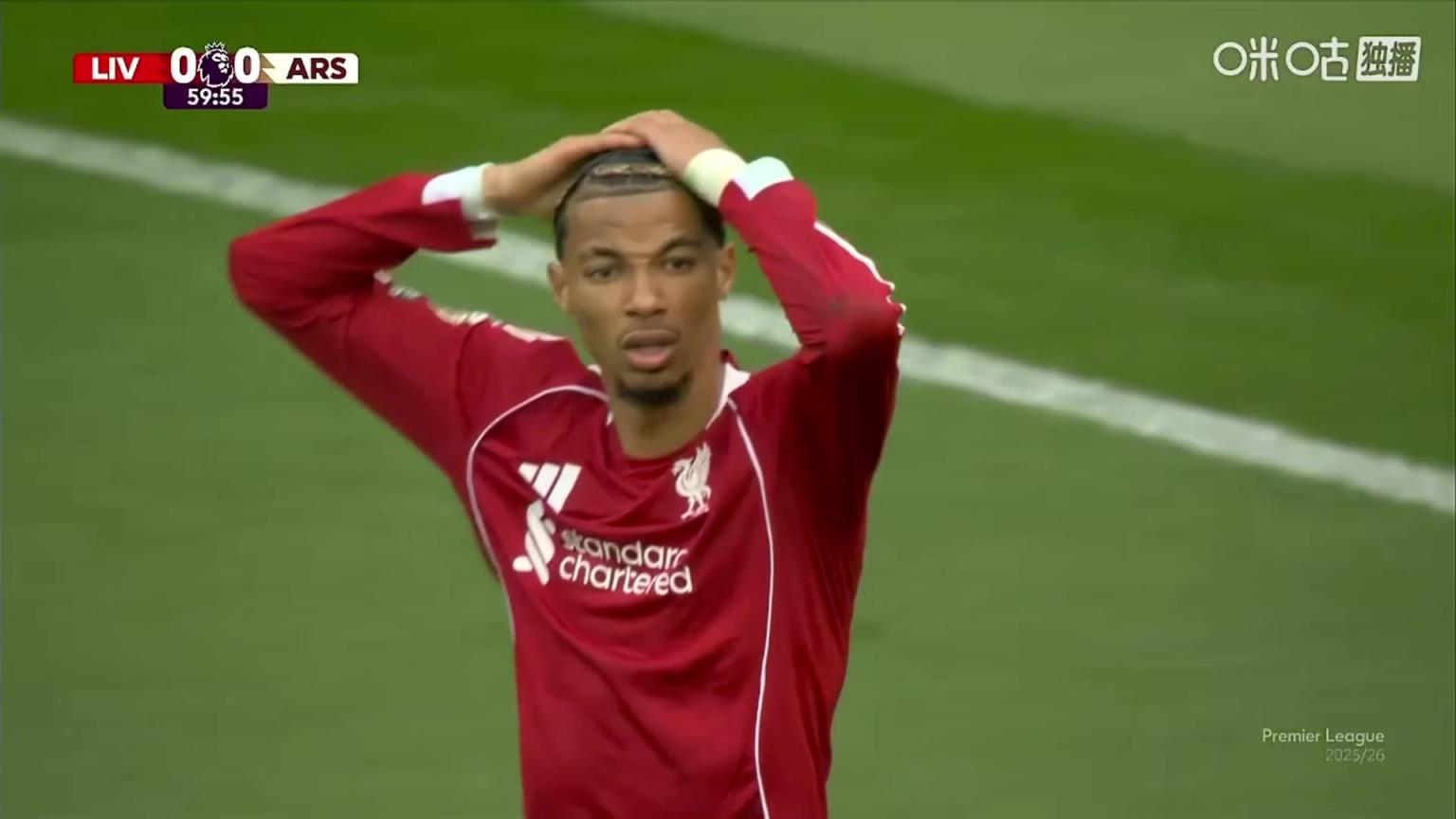 可惜！维尔茨连停带射被扑，埃基蒂克补射入网因越位无效