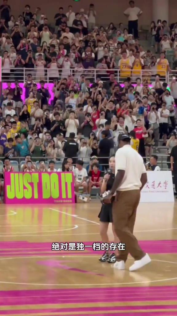 马健：詹姆斯中国行在流量排行榜上，绝对是独一档的存在