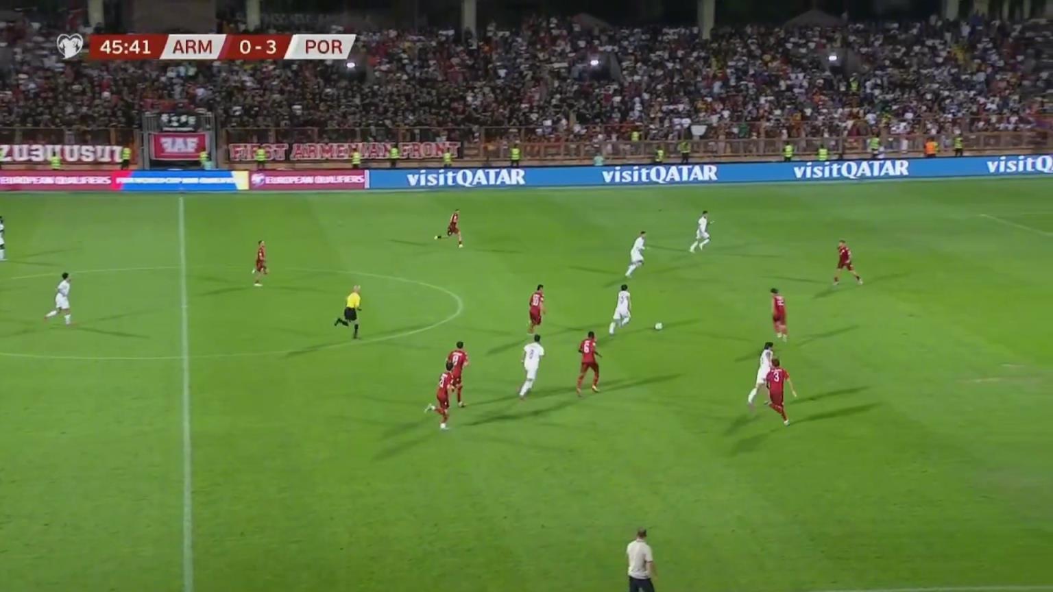 脚感火热！C罗外脚背抽射世界波，距离世预赛历史射手王只差1球