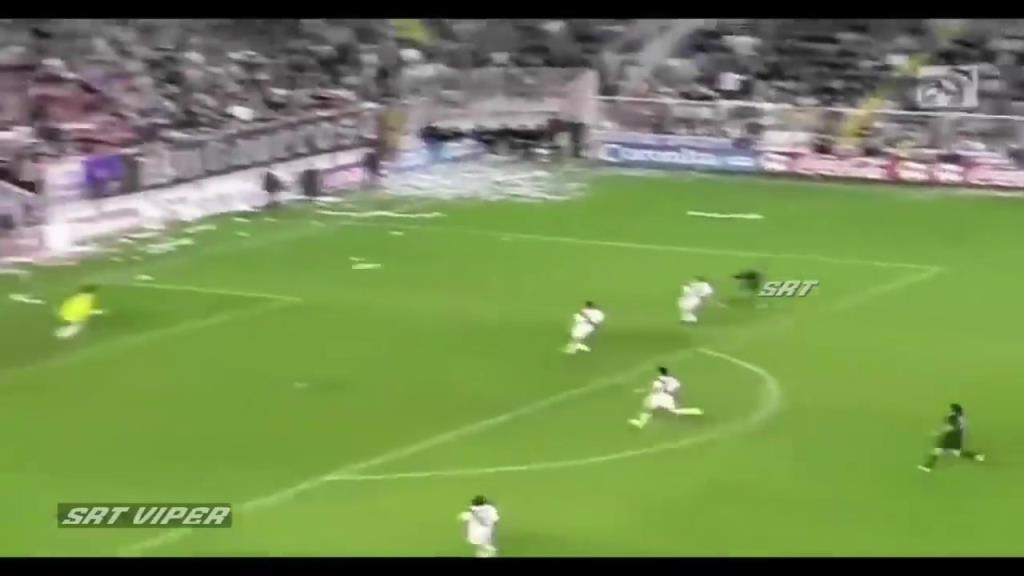 外星人拿球全场沸腾！今天的战术是把球传给大罗！